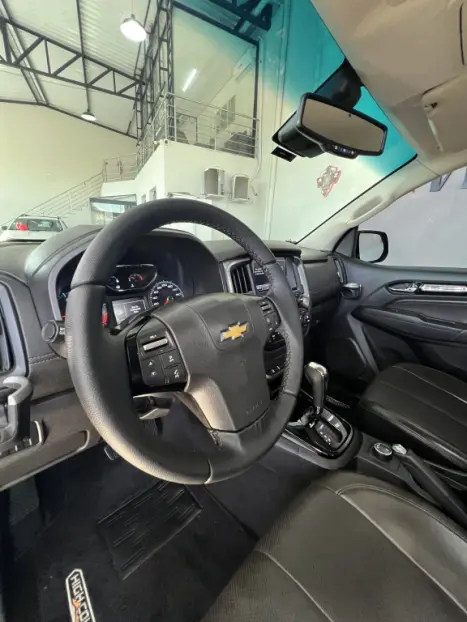 CHEVROLET S10 2.8 12V HIGH COUNTRY CABINE DUPLA 4X4 TURBO DIESEL AUTOM�TICO, Foto 11