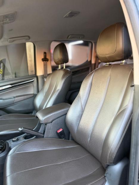 CHEVROLET S10 2.8 12V HIGH COUNTRY CABINE DUPLA 4X4 TURBO DIESEL AUTOM�TICO, Foto 16