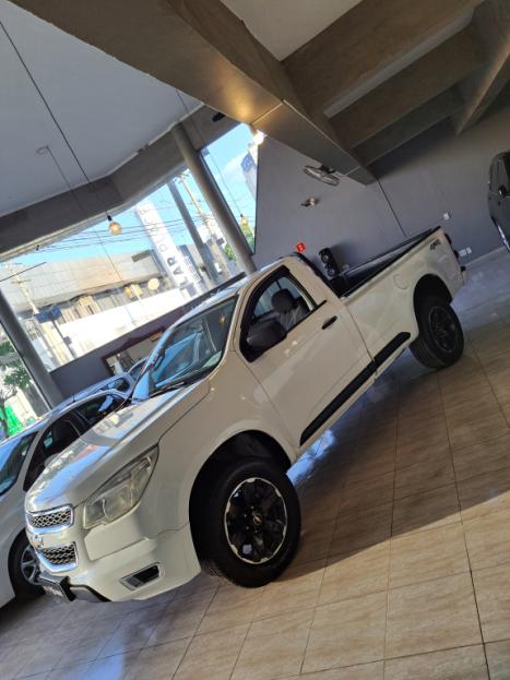 CHEVROLET S10 2.8 16V LS CABINE SIMPLES 4X4 TURBO DIESEL, Foto 3 CHEVROLET S10 2.8 16V LS CABINE SIMPLES 4X4 TURBO DIESEL, Foto 3