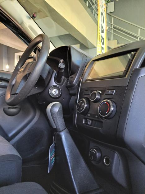 CHEVROLET S10 2.8 16V LS CABINE SIMPLES 4X4 TURBO DIESEL, Foto 7 CHEVROLET S10 2.8 16V LS CABINE SIMPLES 4X4 TURBO DIESEL, Foto 7