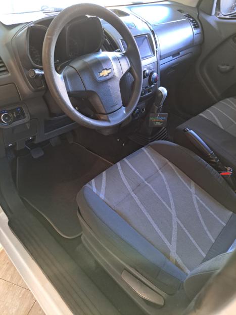 CHEVROLET S10 2.8 16V LS CABINE SIMPLES 4X4 TURBO DIESEL, Foto 13 CHEVROLET S10 2.8 16V LS CABINE SIMPLES 4X4 TURBO DIESEL, Foto 13