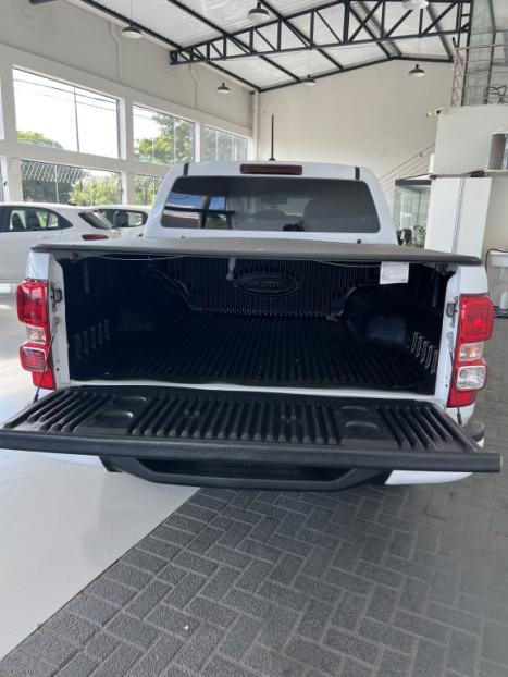 CHEVROLET S10 2.8 16V LS CABINE DUPLA 4X4 TURBO DIESEL, Foto 12