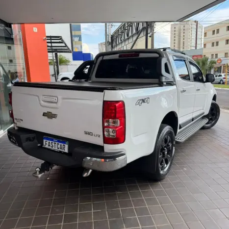 CHEVROLET S10 2.8 16V LTZ CABINE DUPLA TURBO DIESEL AUTOM�TICO, Foto 5