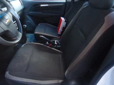 CHEVROLET S10 2.8 16V LS CABINE SIMPLES 4X4 TURBO DIESEL, Foto 3