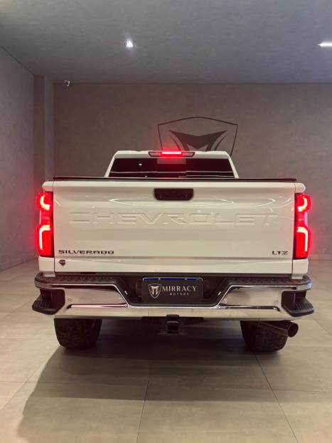 CHEVROLET Silverado 6.6 V8 DURAMAX CABINE DUPLA TURBO DIESEL Z71 2500HD LTZ 4WD AUTOM�TICO, Foto 3