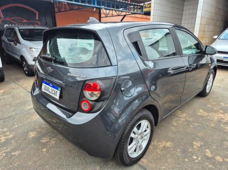 CHEVROLET Sonic Hatch 1.6 16V 4P LT FLEX, Foto 3