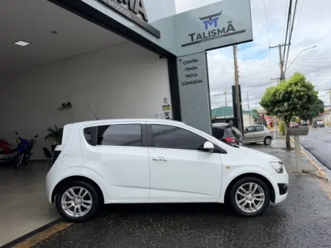 CHEVROLET Sonic Hatch 1.6 16V 4P LTZ FLEX AUTOM�TICO, Foto 7