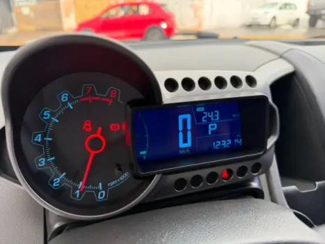 CHEVROLET Sonic Hatch 1.6 16V 4P LTZ FLEX AUTOM�TICO, Foto 8