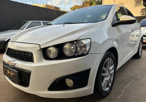 CHEVROLET Sonic Sedan 1.6 16V 4P LTZ FLEX AUTOM�TICO, Foto 2