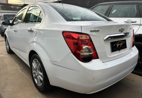 CHEVROLET Sonic Sedan 1.6 16V 4P LTZ FLEX AUTOM�TICO, Foto 3