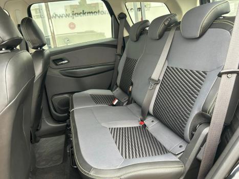 CHEVROLET Spin 1.8 4P FLEX ACTIVE5 AUTOMÁTICO, Foto 16 CHEVROLET Spin 1.8 4P FLEX ACTIVE5 AUTOMÁTICO, Foto 16