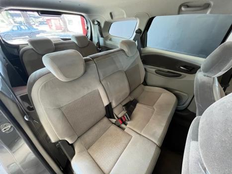 CHEVROLET Spin 1.8 4P FLEX LTZ AUTOMÁTICO, Foto 15 CHEVROLET Spin 1.8 4P FLEX LTZ AUTOMÁTICO, Foto 15