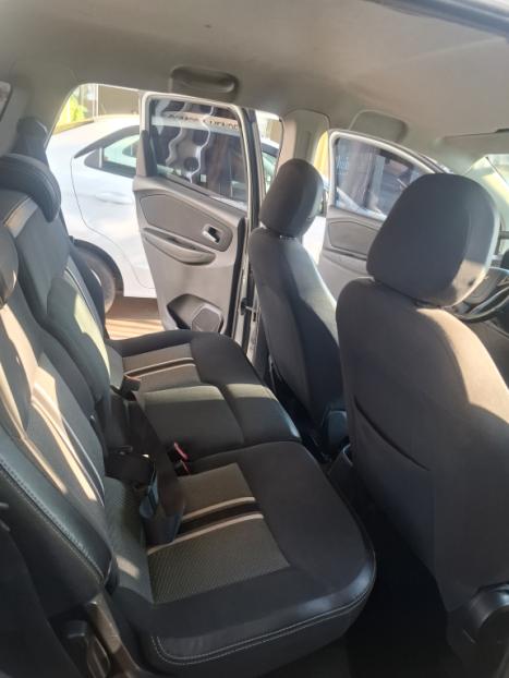 CHEVROLET Spin 1.8 4P FLEX ACTIVE5 AUTOMTICO, Foto 7