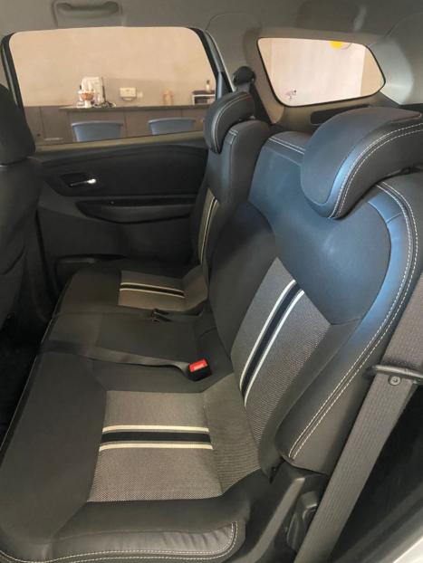 CHEVROLET Spin 1.8 4P FLEX ACTIV5 AUTOM�TICO, Foto 9