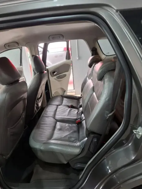 CHEVROLET Spin 1.8 4P FLEX LTZ 7 LUGARES AUTOM�TICO, Foto 11