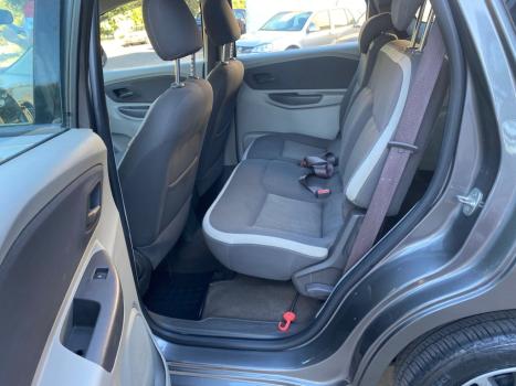 CHEVROLET Spin 1.8 4P FLEX LT AUTOM�TICO, Foto 9