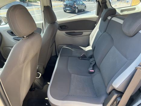 CHEVROLET Spin 1.8 4P FLEX LT AUTOM�TICO, Foto 5