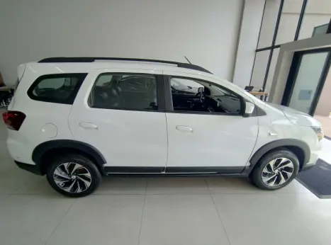 CHEVROLET Spin 1.8 4P FLEX PREMIER 7 LUGARES AUTOM�TICO, Foto 2