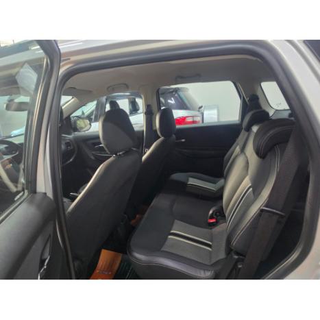 CHEVROLET Spin 1.8 4P FLEX ACTIV5 AUTOMÁTICO, Foto 6
