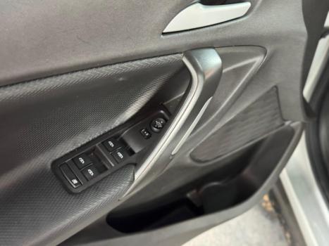 CHEVROLET Tracker 1.0 12V 4P FLEX TURBO AUTOMTICO, Foto 17