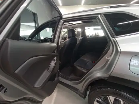 CHEVROLET Tracker 1.2 12V 4P FLEX TURBO PREMIER AUTOMÁTICO, Foto 9 CHEVROLET Tracker 1.2 12V 4P FLEX TURBO PREMIER AUTOMÁTICO, Foto 9