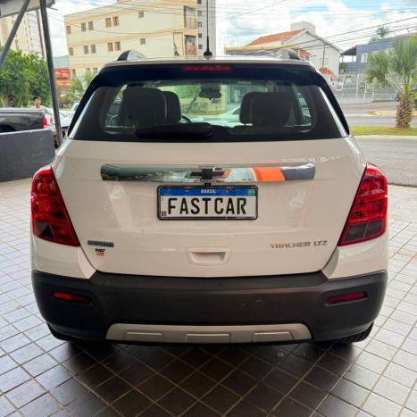 CHEVROLET Tracker 1.8 16V 4P FLEX LTZ AUTOM�TICO, Foto 8