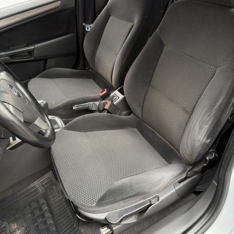 CHEVROLET Vectra Hatch 2.0 4P FLEX GT, Foto 9