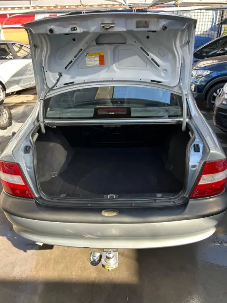 CHEVROLET Vectra Sedan 2.0 4P GL, Foto 6 CHEVROLET Vectra Sedan 2.0 4P GL, Foto 6