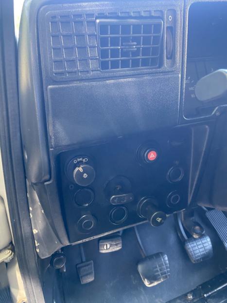 CHEVROLET Veraneio 4.0 4P DIESEL CUSTOM S CABINE DUPLA, Foto 18