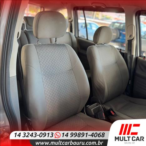 CHEVROLET Zafira 2.0 4P FLEX EXPRESSION 7 LUGARES AUTOMTICO, Foto 15