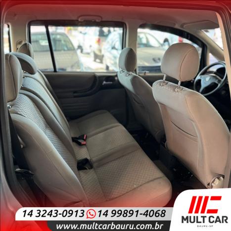 CHEVROLET Zafira 2.0 4P FLEX EXPRESSION 7 LUGARES AUTOMTICO, Foto 17