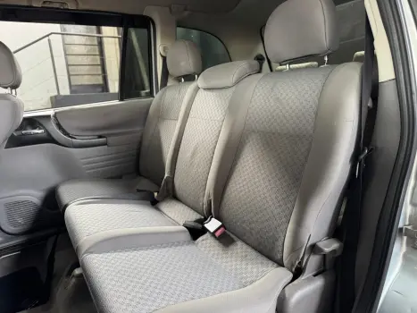 CHEVROLET Zafira 2.0 4P FLEX EXPRESSION 7 LUGARES AUTOMTICO, Foto 10