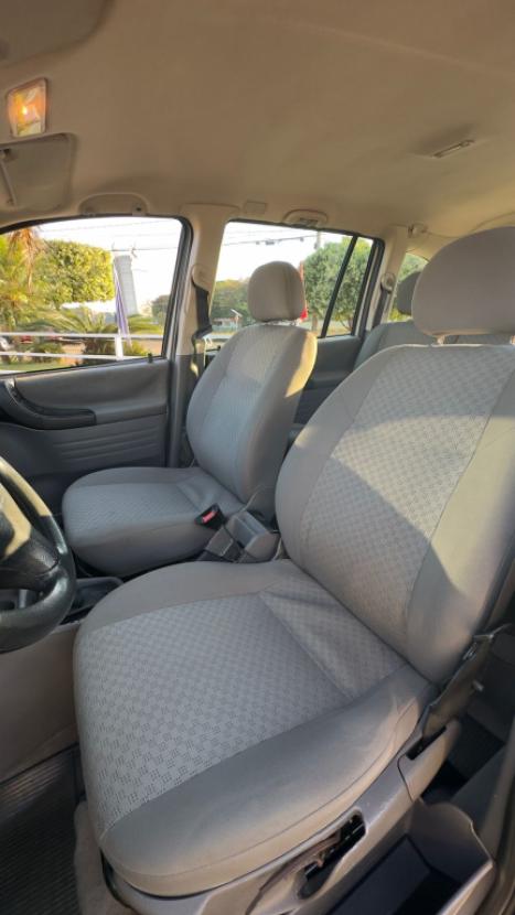 CHEVROLET Zafira 2.0 4P FLEX EXPRESSION 7 LUGARES AUTOM�TICO, Foto 4
