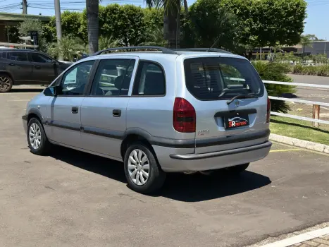 CHEVROLET Zafira 2.0 4P FLEX EXPRESSION 7 LUGARES AUTOMÁTICO, Foto 10