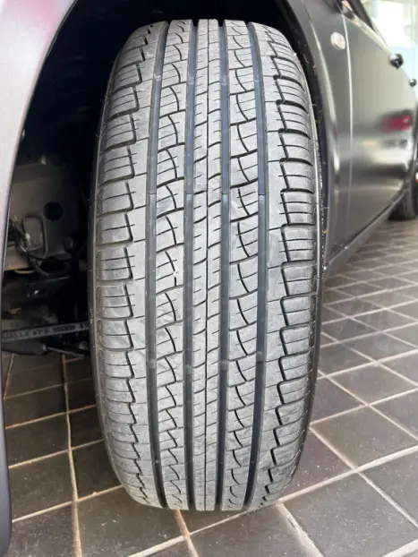 CHRYSLER 300 C 5.7 V8 16V 4P HEMI AUTOMTICO, Foto 20