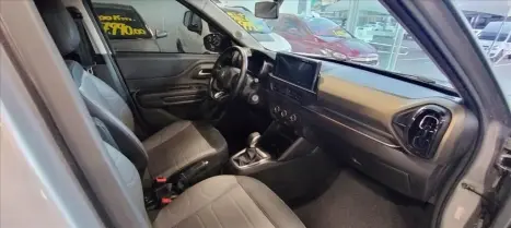 CITROEN C3 Aircross 1.0 12V 4P FLEX SHINE TURBO 200 AUTOMÁTICO CVT, Foto 9 CITROEN C3 Aircross 1.0 12V 4P FLEX SHINE TURBO 200 AUTOMÁTICO CVT, Foto 9