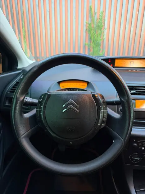 CITROEN C4 Hatch 1.6 16V 4P GLX, Foto 16