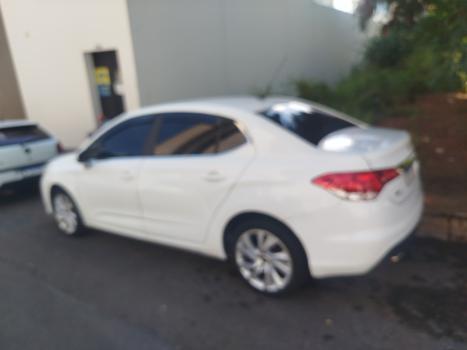 CITROEN C4 Sedan 1.6 16V 4P LOUNGE TENDANCE THP TURBO AUTOM�TICO, Foto 2