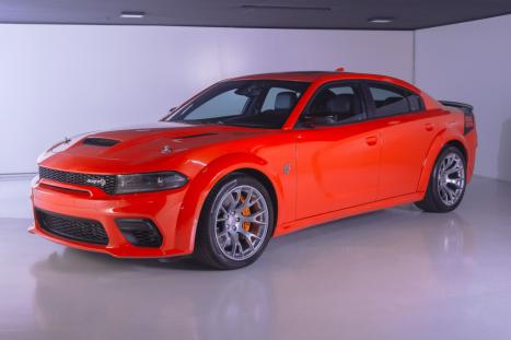 DODGE Charger 6.2 V8 32V 4P SRT KING DAYTONA AUTOM�TICO, Foto 2