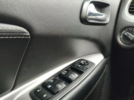 DODGE Journey 3.6 V6 24V 4P RT AUTOM�TICO, Foto 10