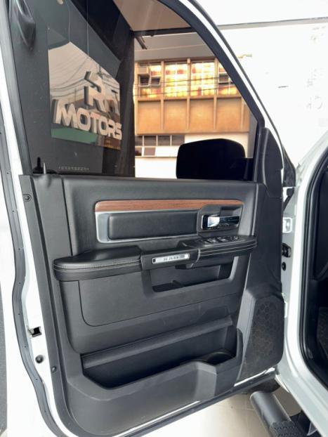 DODGE Ram 5.7 V8 REBEL CABINE DUPLA 4X4 AUTOMTICO, Foto 7