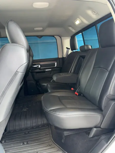 DODGE Ram 5.7 V8 REBEL CABINE DUPLA 4X4 AUTOMTICO, Foto 9