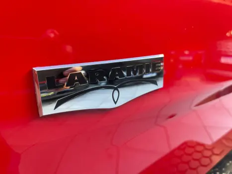 DODGE Ram 6.7 I6 24V 4P 2500 LARAMIE 4X4 TURBODIESEL  AUTOM�TICO CABINE DUPLA, Foto 7