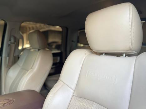 DODGE Ram 6.7 I6 24V 4P 2500 LARAMIE 4X4 TURBODIESEL  AUTOM�TICO CABINE DUPLA, Foto 18