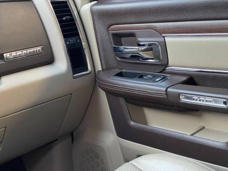 DODGE Ram 6.7 I6 24V 4P 2500 LARAMIE 4X4 TURBODIESEL  AUTOM�TICO CABINE DUPLA, Foto 9