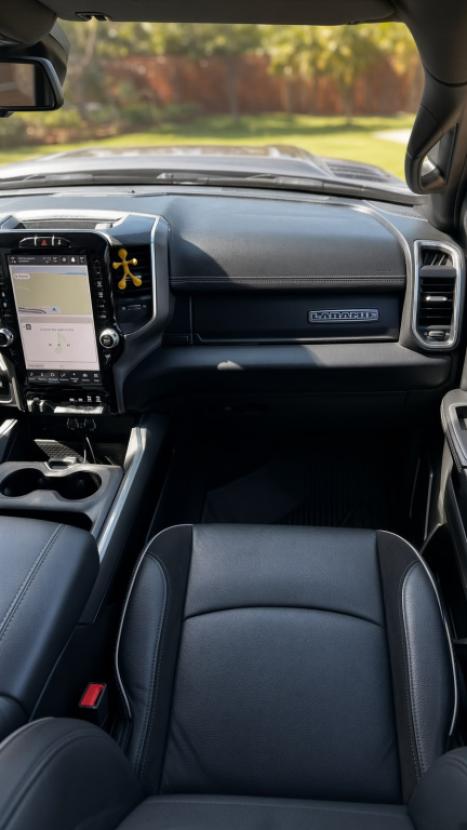 DODGE Ram 6.7 I6 24V 4P 2500 LARAMIE 4X4 TURBODIESEL  AUTOM�TICO CABINE DUPLA, Foto 8