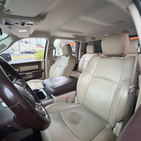 DODGE Ram 6.7 I6 24V 4P 2500 LARAMIE 4X4 TURBODIESEL  AUTOM�TICO CABINE DUPLA, Foto 13