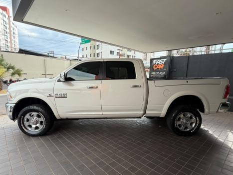 DODGE Ram 6.7 I6 24V 4P 2500 LARAMIE 4X4 TURBODIESEL  AUTOMÁTICO CABINE DUPLA, Foto 4