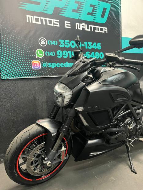 DUCATI Diavel 1200 DARK, Foto 4