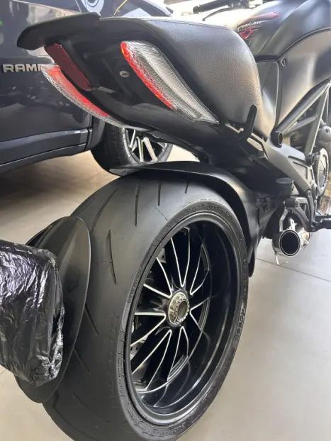 DUCATI Diavel 1200 DARK, Foto 8